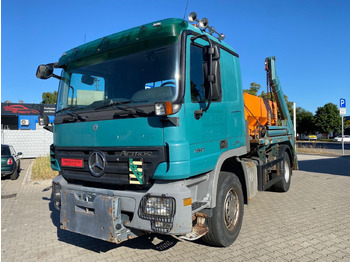قلابات MERCEDES-BENZ Actros 1841