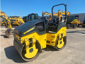 مدحلة BOMAG