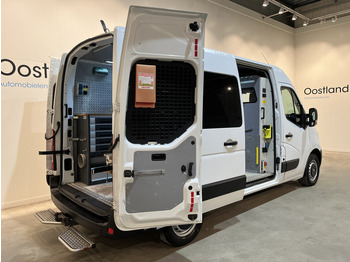 Interior photo 1: فان Renault Master 2.3 dCi L2H2 145 PK Servicebus / Bott Inrichting / Euro 6 / 220V. / Airco / Cruise Control / Camera / Trekhaak