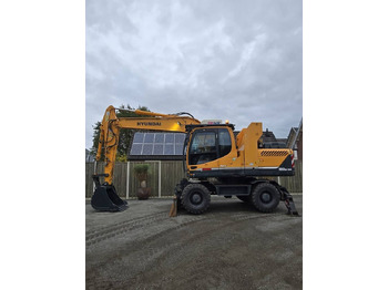 حفارة على عجلات HYUNDAI