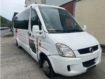 حافلة صغيرة IVECO