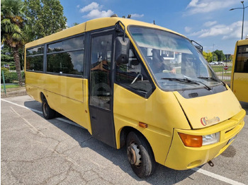 حافلة مدرسية IVECO