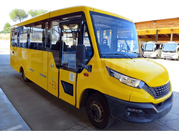 حافلة مدرسية IVECO