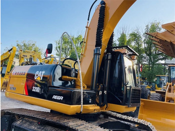 حفارات زحافة CATERPILLAR 320D2