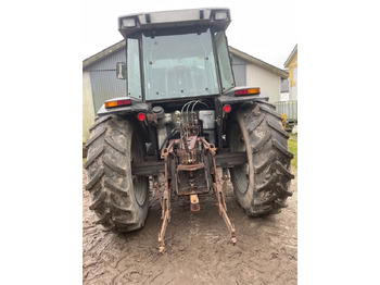 جرار Massey Ferguson 3080: صور 2