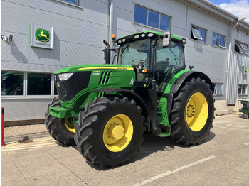 جرار JOHN DEERE 6215R