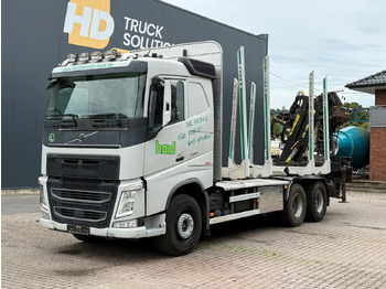 شاحنة قطع الأشجار VOLVO FH 500