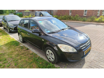 هاتشباك Kia cee'd | 1.6 X-tra | 2007 | 348.934km | 52-XK-JL: صور 2