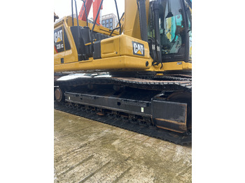 حفارات زحافة CATERPILLAR 320GC