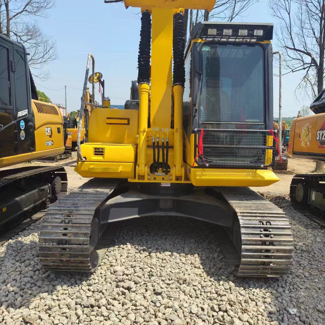 حفارات زحافة KOMATSU PC130: صور 5