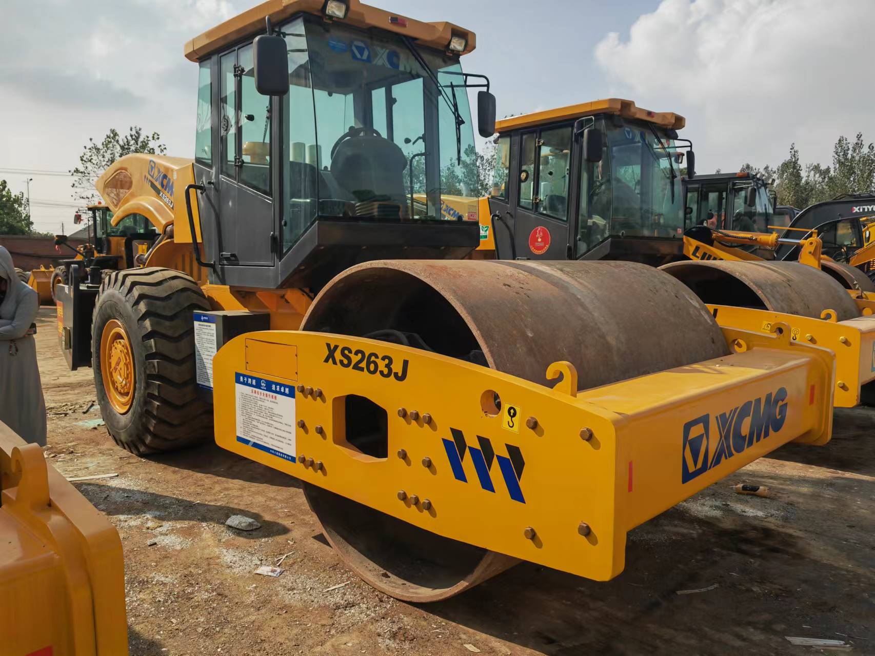 مدماج XCMG XS263J