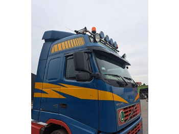 الكبائن VOLVO FH12