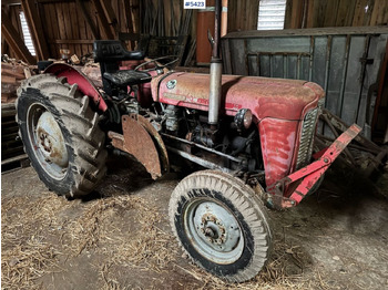جرار MASSEY FERGUSON 1000 series
