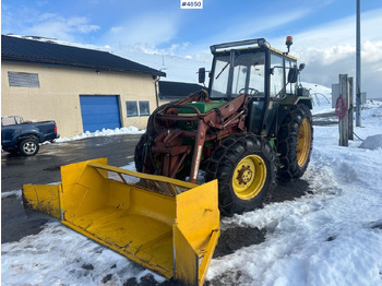 جرار JOHN DEERE 2040