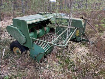 معدات القش JOHN DEERE