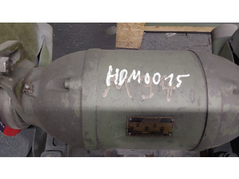 آلة تصنيع المعادن