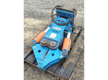 ماكينة القص الهيدروليكي