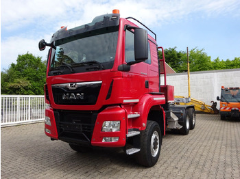 شاحنة جرار MAN TGS