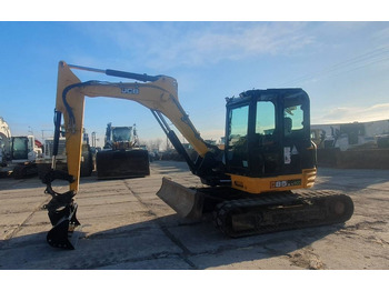 حفارة مصغرة JCB 85Z-1