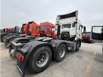 شاحنة جرار HOWO TRACTOR: صور 4
