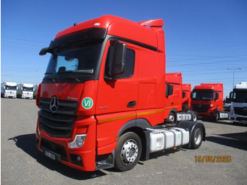 شاحنة جرار MERCEDES-BENZ Actros 1845