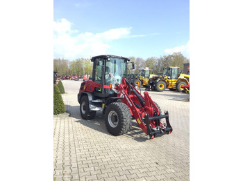 اللودر بعجل Yanmar V80 Advance36km/h: صور 3