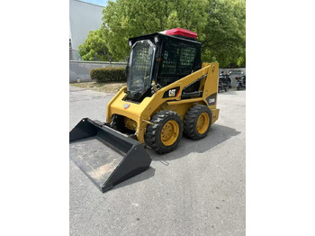 شيول صغير CAT 226B3: صور 4 شيول صغير CAT 226B3: صور 4