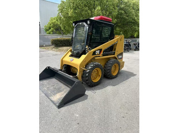 شيول صغير CATERPILLAR 226B3