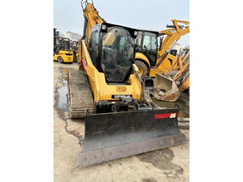 شيول صغير Caterpillar 246C: صور 3