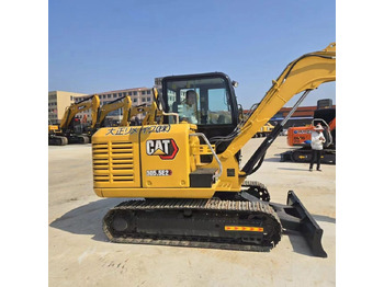 حفارة مصغرة CATERPILLAR 305.5E2