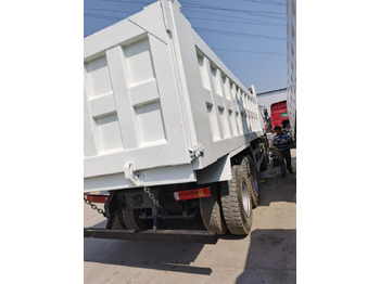 قلابات SINOTRUK HOWO: صور 4