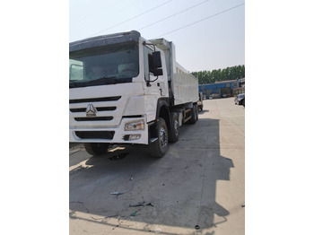 قلابات SINOTRUK HOWO: صور 2
