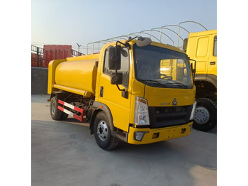 شاحنة صهريج SINOTRUK