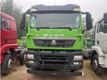 شاحنة جرار SINOTRUK HOWO