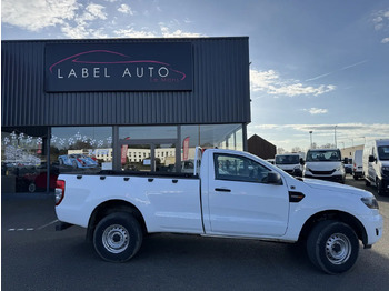 شاحنة البيك أب FORD Ranger