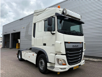 شاحنة جرار DAF XF 460