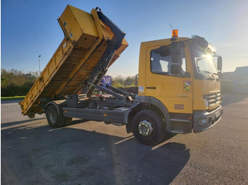شاحنة ذات الخطاف MERCEDES-BENZ Atego