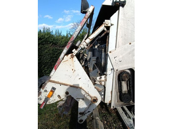 موزع الأسفلت Renault: صور 3