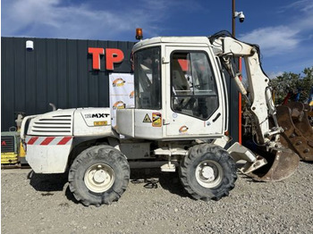 حفارة على عجلات MECALAC