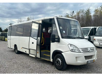 حافلة صغيرة IVECO Daily