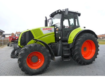 جرار CLAAS Axion 820
