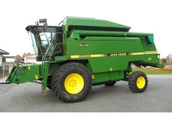 حصادة شاملة JOHN DEERE 2064