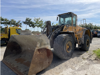 آلات البناء