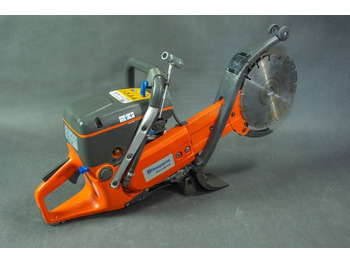 الأدوات والمعدات HUSQVARNA