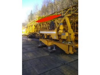 رافعة برجية LIEBHERR