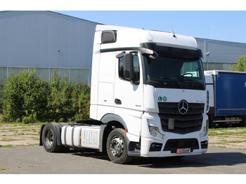 شاحنة جرار MERCEDES-BENZ Actros 1845