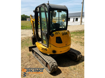 حفارة مصغرة JCB 8030 ZTS: صور 4