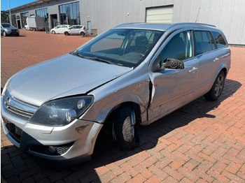 سيارة Opel Astra H Caravan Innovation "110 Jahre": صور 2