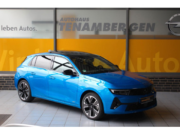 سيدان OPEL