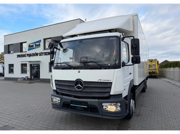 بصندوق مغلق شاحنة MERCEDES-BENZ Atego 1318